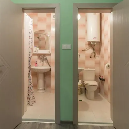דירה Kapriz - 2 Beds Aptmnt Near The וארנה